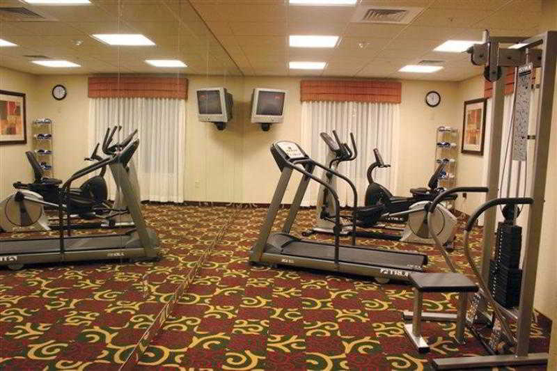 Best Western Auburndale Inn & Suites Удобства фото
