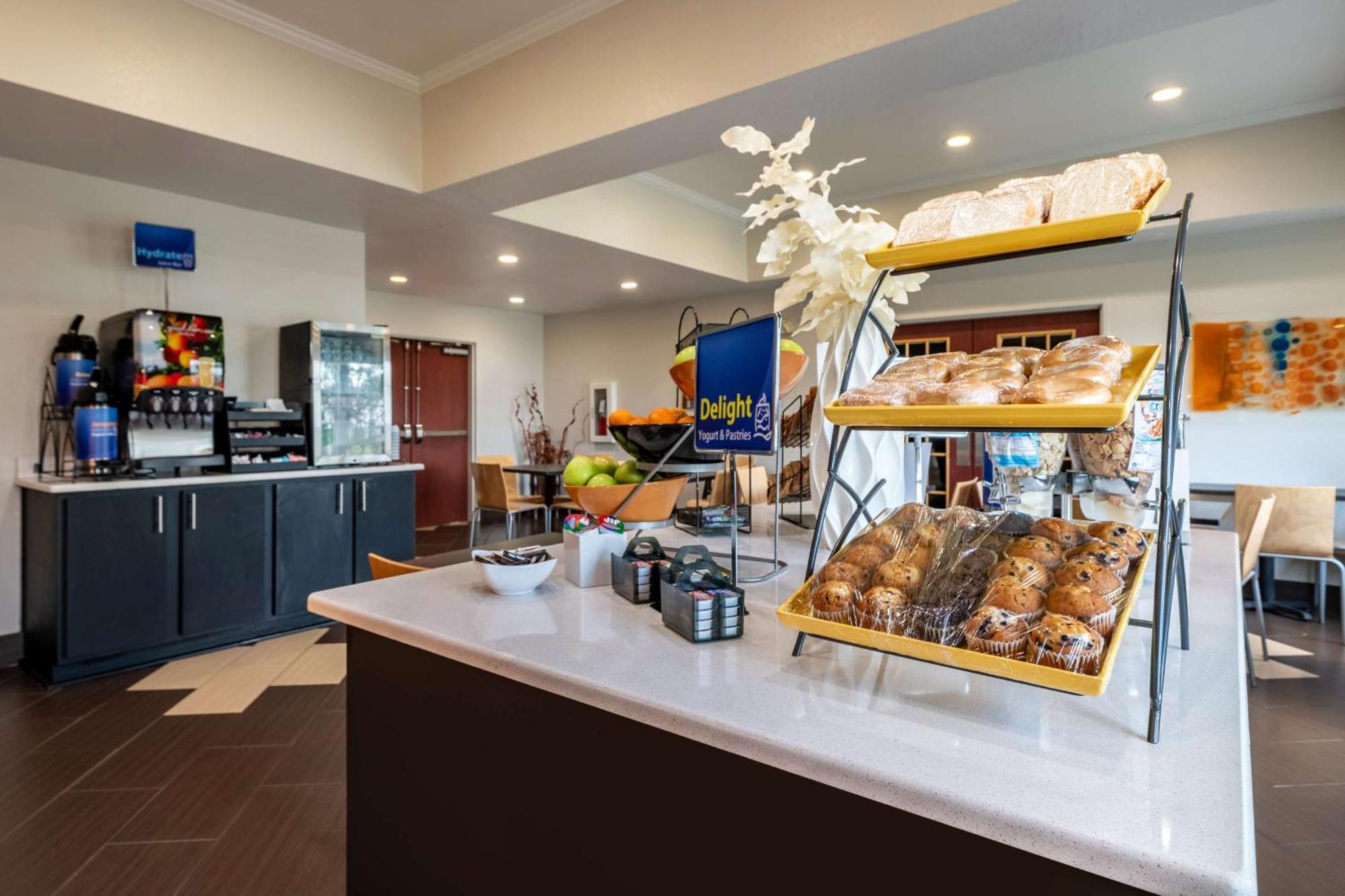 Best Western Auburndale Inn & Suites Экстерьер фото